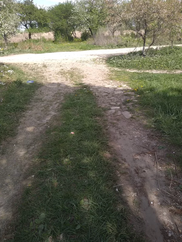 Ceļi